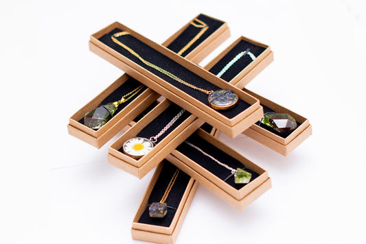 Necklace gift box