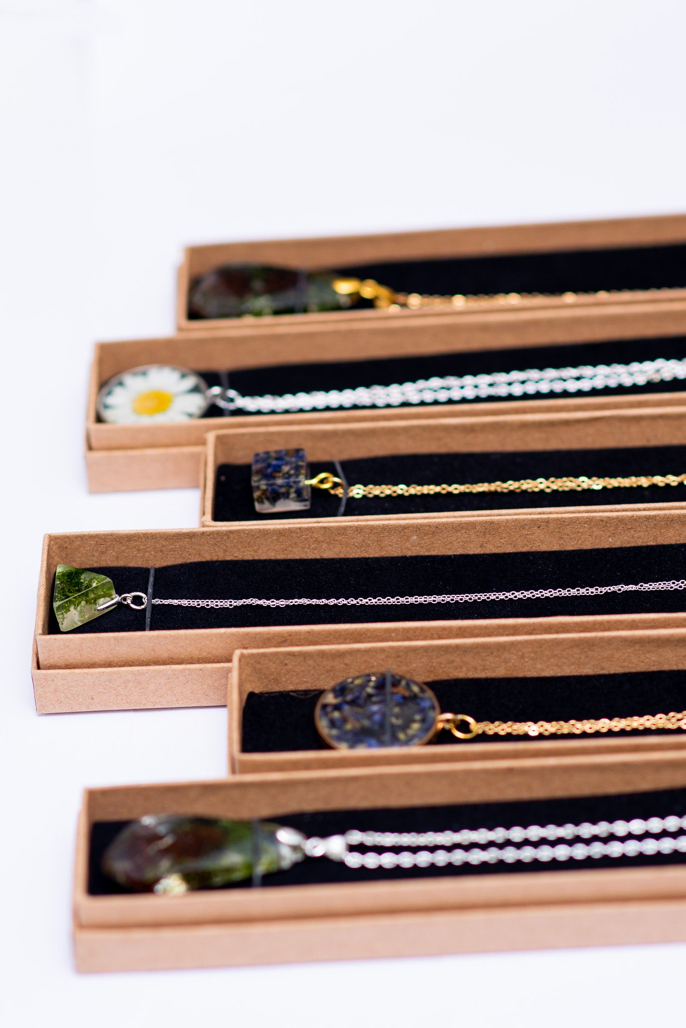 Necklace gift box